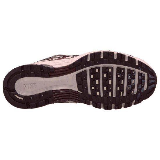 Nike P-6000 W